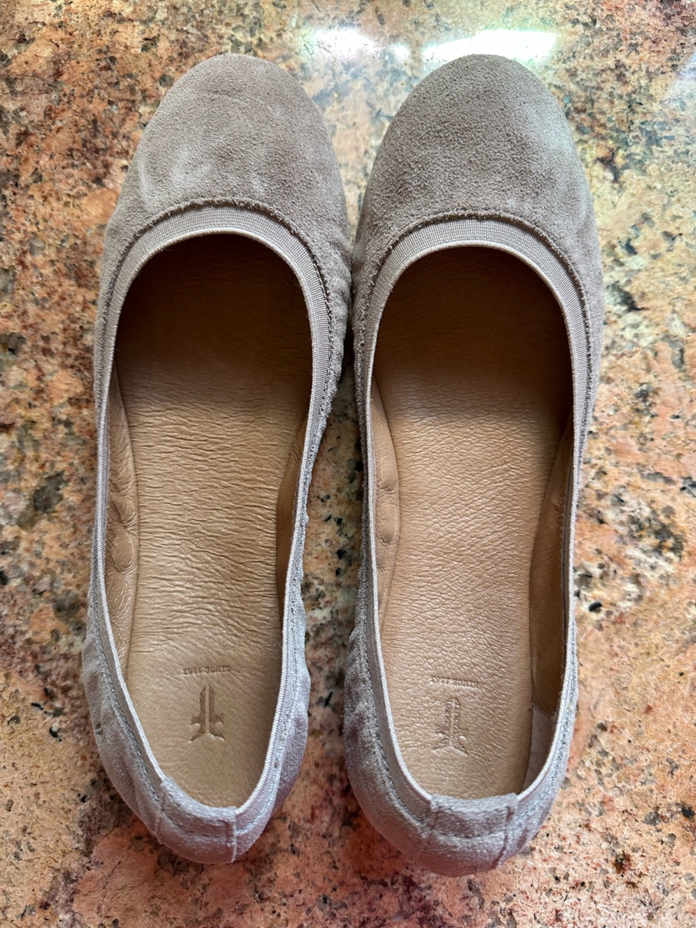Frye Carson Gore Leather Ballet Flats in Dusty Rose (Taupe), 8M